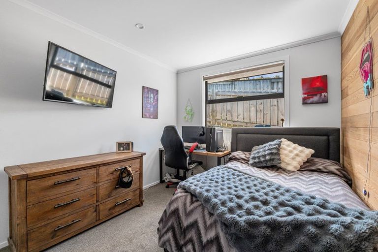 Photo of property in 24 Moira Close, Welcome Bay, Tauranga, 3175