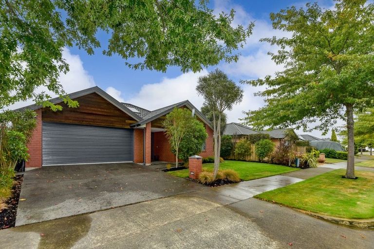 Photo of property in 11 Mahlet Street, Northwood, Christchurch, 8051