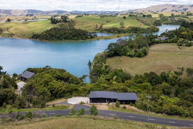Photo of property in 64a Greenslade Road, Raglan, 3295
