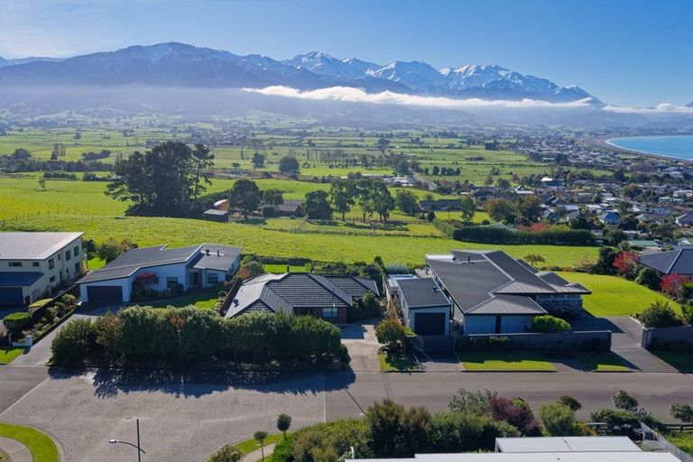 Photo of property in 17 Shearwater Drive, Kaikoura, 7300
