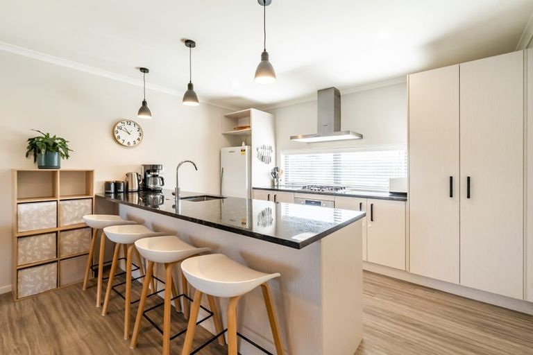 Photo of property in 48 Pateke Drive, Kenepuru, Porirua, 5022