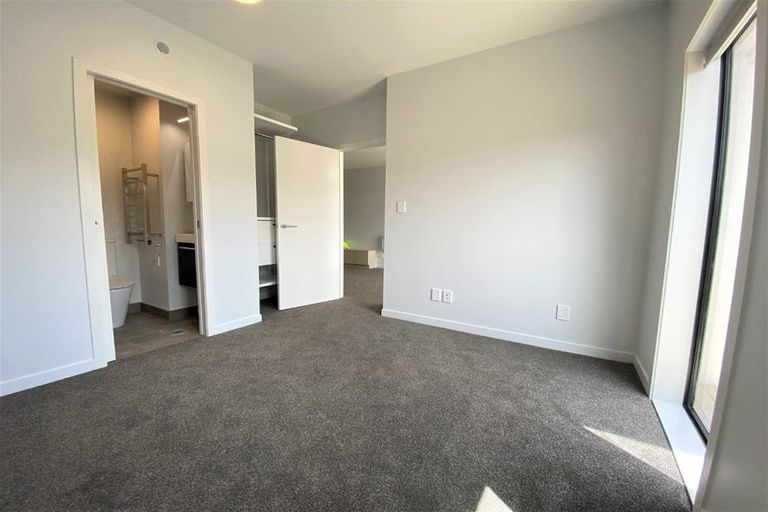 Photo of property in 2u1 Hindmarsh Street, Johnsonville, Wellington, 6037