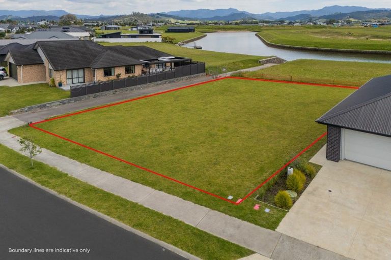 Photo of property in 121 Kupe Drive, Whitianga, 3510