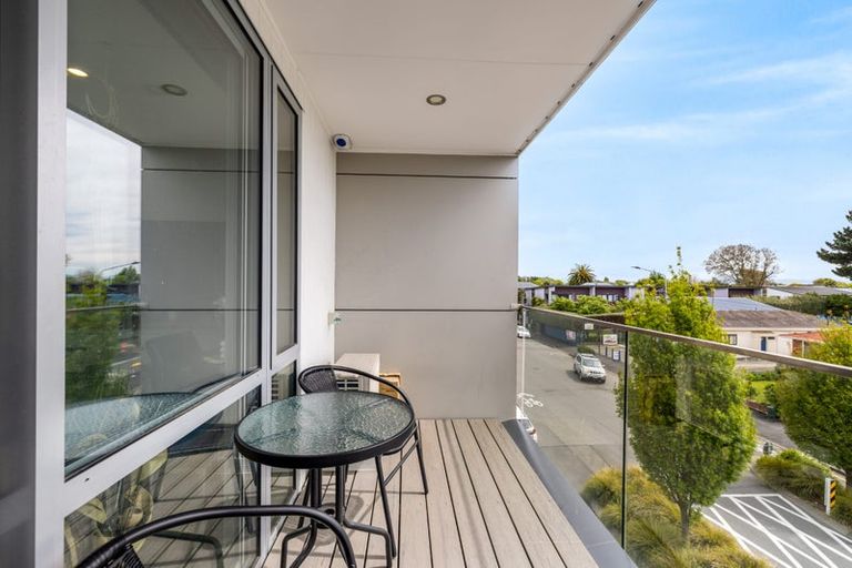 Photo of property in 9/376 Worcester Street, Linwood, Christchurch, 8011