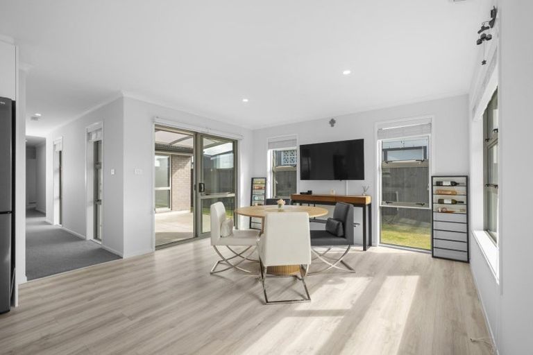 Photo of property in 176 Te Okuroa Drive, Papamoa, 3118