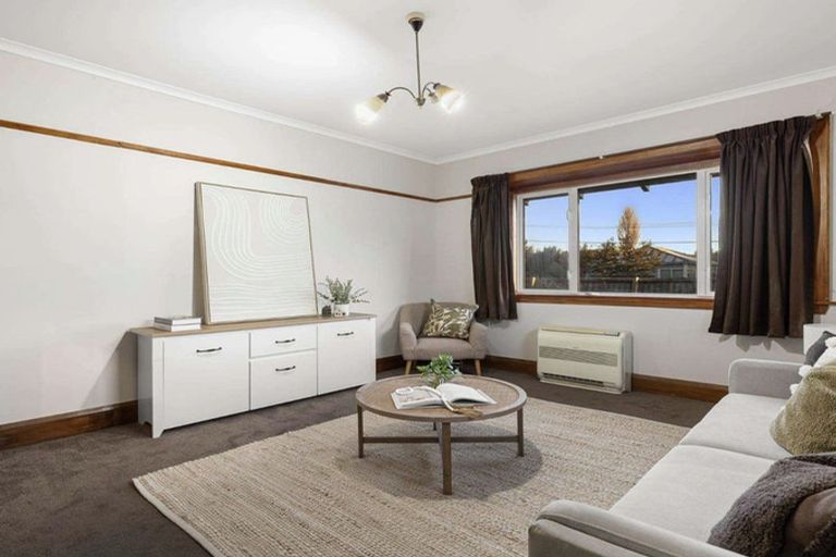 Photo of property in 11 Wyon Street, Linwood, Christchurch, 8062
