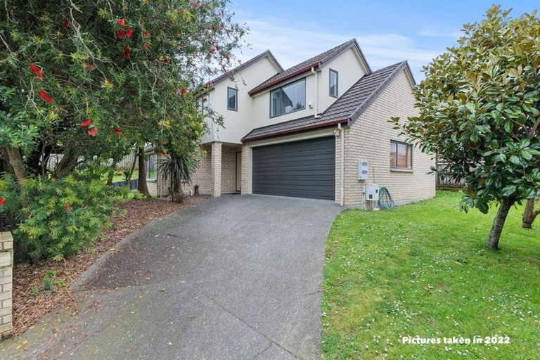 Photo of property in 31d Chieftain Rise, Goodwood Heights, Auckland, 2105
