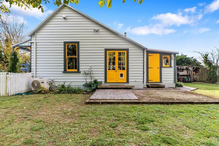 Photo of property in 4 Nobel Street, Carterton, 5713