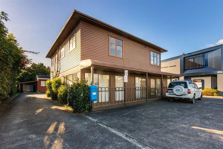 Photo of property in 2/33 Anzac Street, Takapuna, Auckland, 0622
