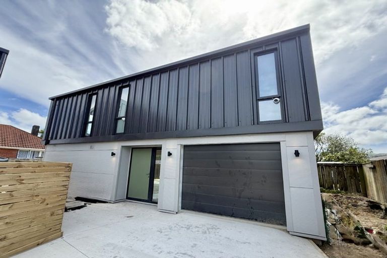 Photo of property in 217 Oxford Terrace, Avalon, Lower Hutt, 5011