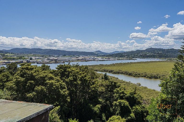 Photo of property in 50 George Point Road, Onerahi, Whangarei, 0110