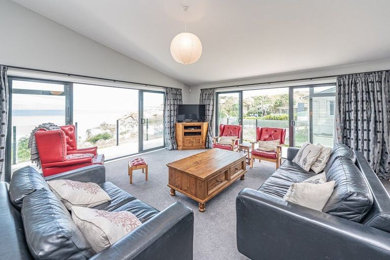 Photo of property in 21 Sunset Parade, Kai Iwi, Whanganui, 4574