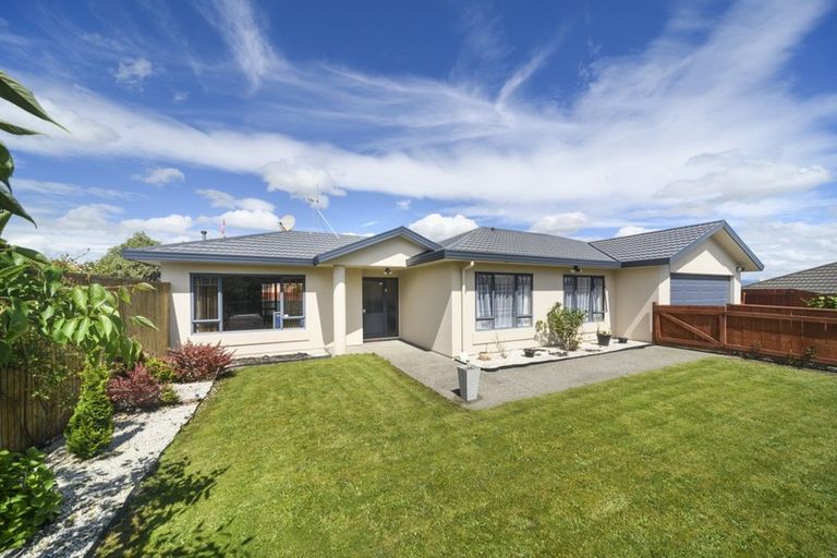 Photo of property in 12 Jordan Way, Kelvin Grove, Palmerston North, 4414