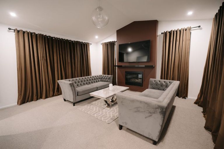 Photo of property in 17 Billington Drive, Halswell, Christchurch, 8025