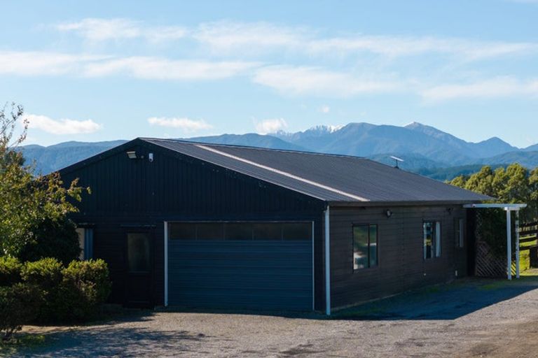 Photo of property in 199 Mangaroa Valley Road, Mangaroa, Upper Hutt, 5371