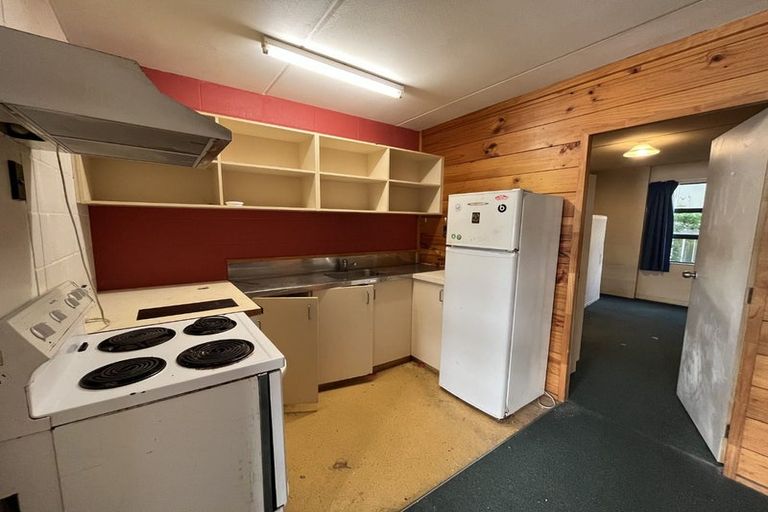 Photo of property in Te Awhina Apartments, 24/22u Sussex Street, Mount Cook, Wellington, 6021