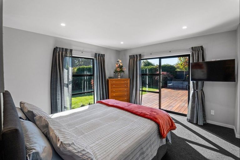 Photo of property in 5 Guinea Drive, Prebbleton, 7604