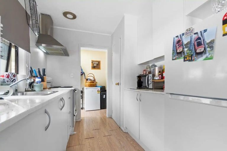 Photo of property in 1/20 Burundi Avenue, Clendon Park, Auckland, 2103