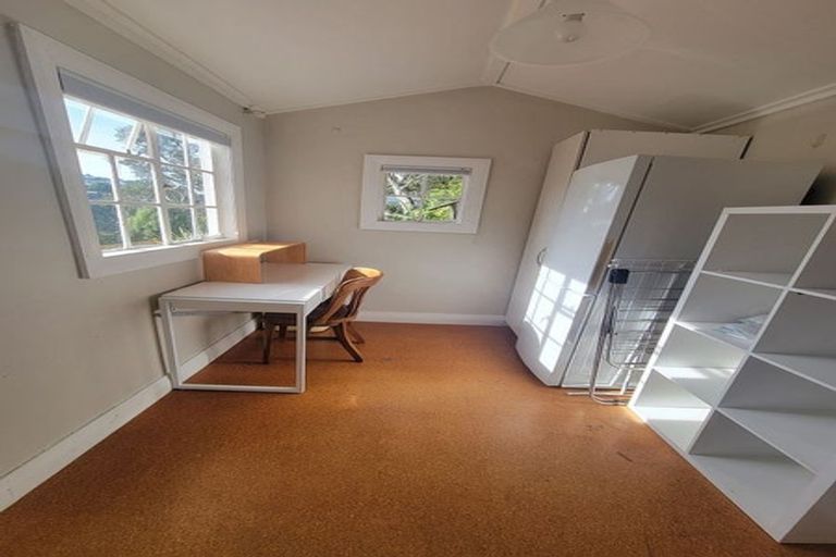 Photo of property in 212 Barnard Street, Wadestown, Wellington, 6012