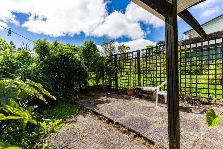Photo of property in 64 Gorge Road, Maungaturoto, 0520