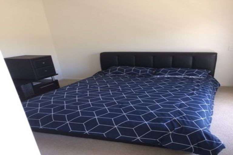 Photo of property in 10/32u Dr Taylor Terrace, Johnsonville, Wellington, 6037