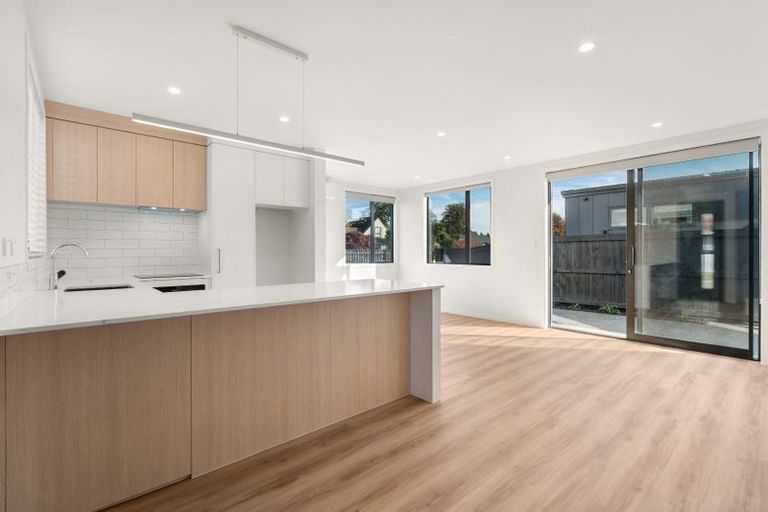 Photo of property in 2/20 Halyard Close, Flagstaff, Hamilton, 3210