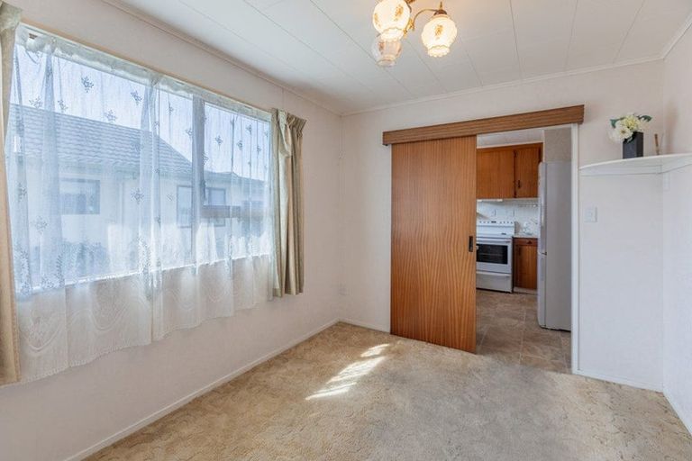 Photo of property in 3/3 Church Road, Taradale, Napier, 4112