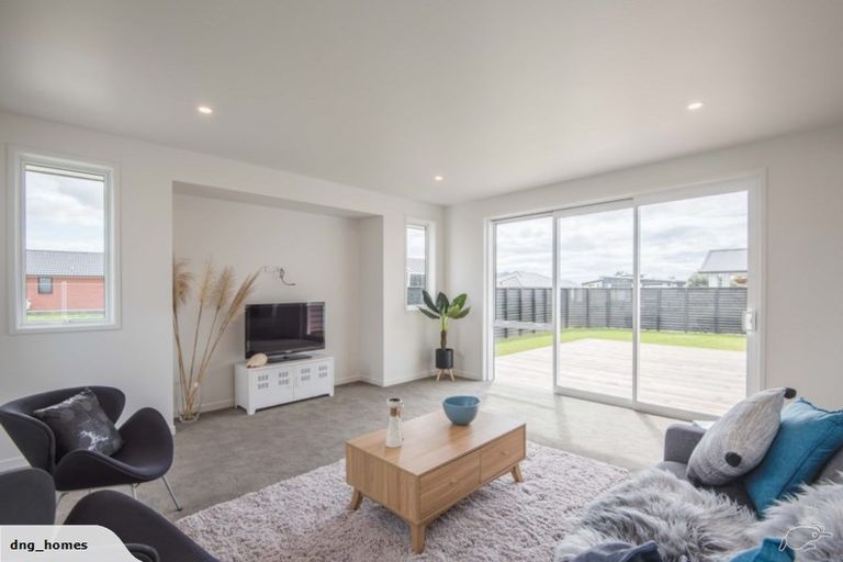 Photo of property in 134 Kupe Drive, Whitianga, 3510