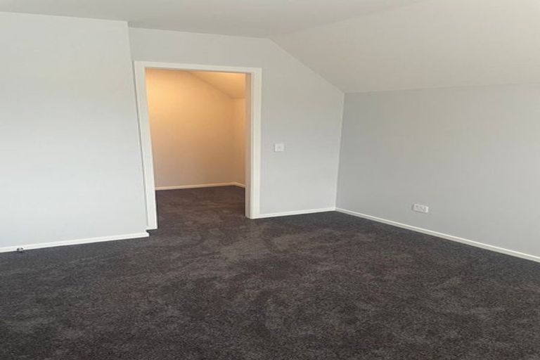 Photo of property in 128a Randwick Road, Moera, Lower Hutt, 5010