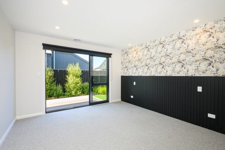 Photo of property in 46 Napier Road, Terrace End, Palmerston North, 4410