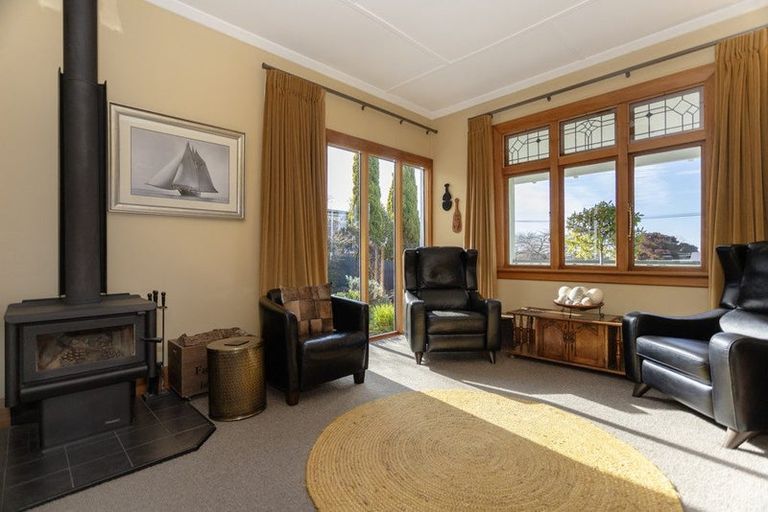 Photo of property in 40 Mersey Street, South Hill, Oamaru, 9400