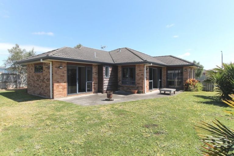 Photo of property in 15 Sarah Place, Papamoa Beach, Papamoa, 3118