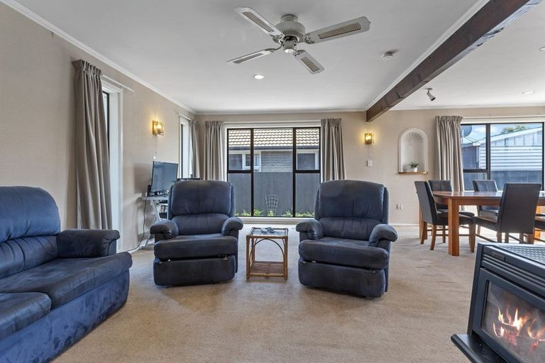 Photo of property in 84 Blankney Street, Hornby, Christchurch, 8042