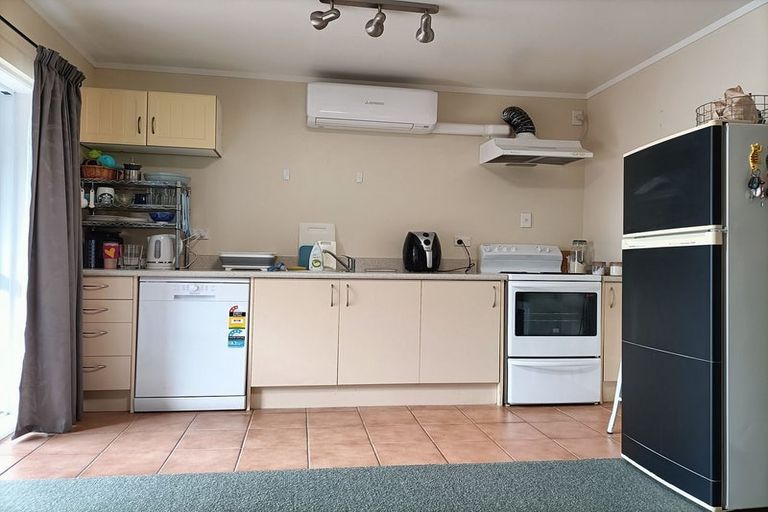 Photo of property in 172 Mitchell Street, Brooklyn, Wellington, 6021