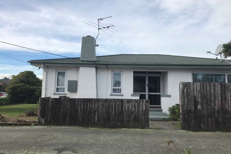 Photo of property in 24 Beckford Road, Saint Martins, Christchurch, 8022