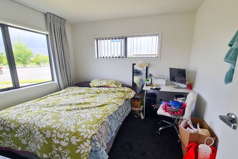 Photo of property in 18 Meyer Crescent, Halswell, Christchurch, 8025