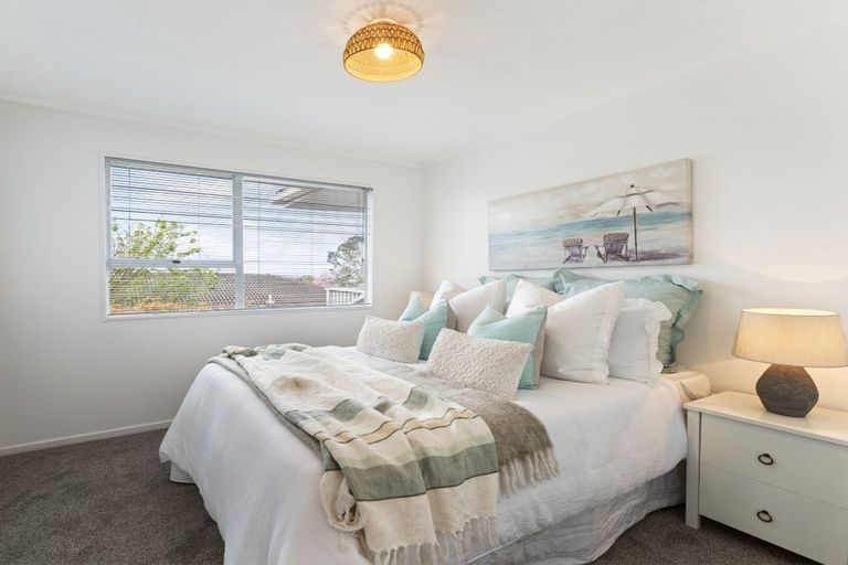 Photo of property in 5 Gallony Avenue, Massey, Auckland, 0614