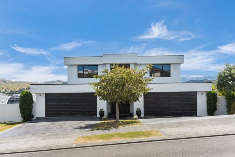 Photo of property in 20 The Masthead, Whitby, Porirua, 5024