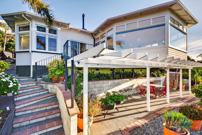 Photo of property in 40 Hospital Terrace, Hospital Hill, Napier, 4110