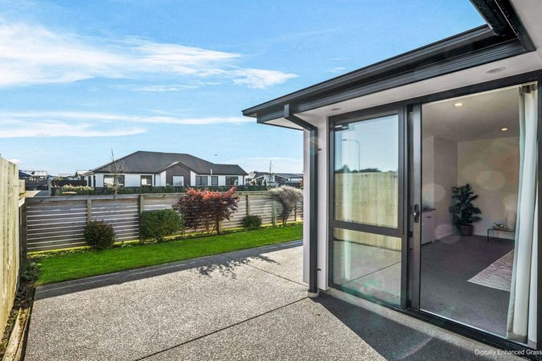 Photo of property in 5 Romney Drive, Belfast, Christchurch, 8051