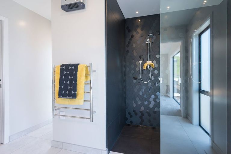 Photo of property in 16 Ledger Road, Atawhai, Nelson, 7010