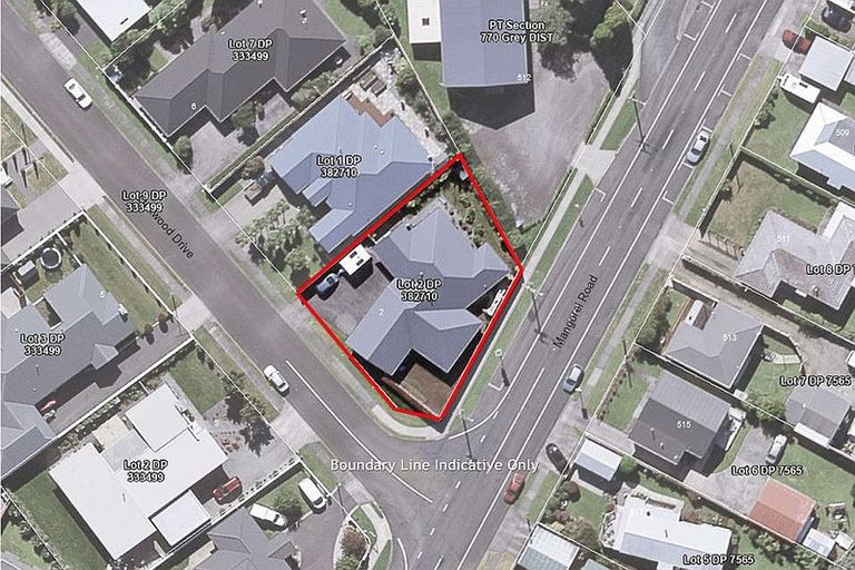 Photo of property in 2 Oakwood Drive, Highlands Park, New Plymouth, 4312