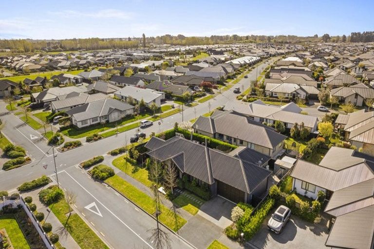 Photo of property in 42 Te Rito Street, Marshland, Christchurch, 8083