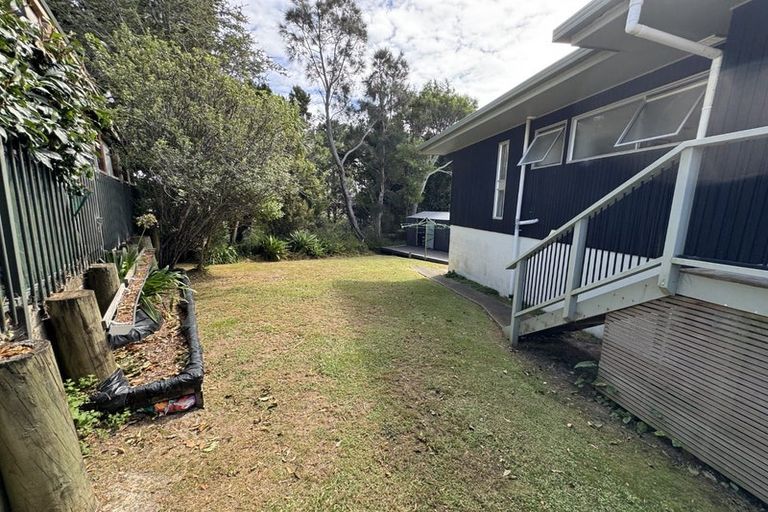 Photo of property in 7 Sykes Avenue, Hatfields Beach, Orewa, 0931