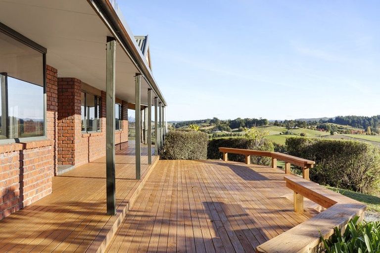 Photo of property in 101 Brooks View Heights, Tasman, Upper Moutere, 7173