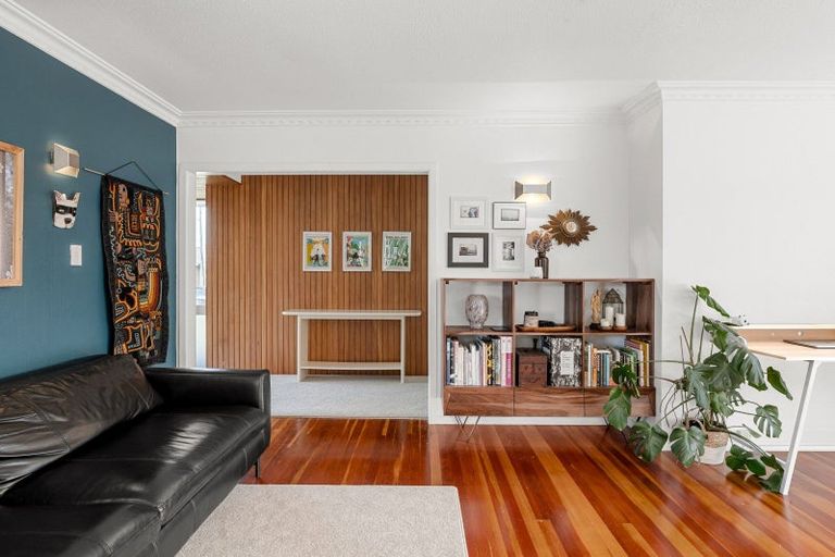 Photo of property in 37 Sandwich Road, St Andrews, Hamilton, 3200