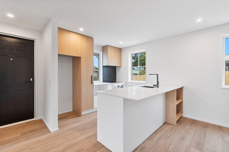 Photo of property in 1/8 Shearer Avenue, Papanui, Christchurch, 8052