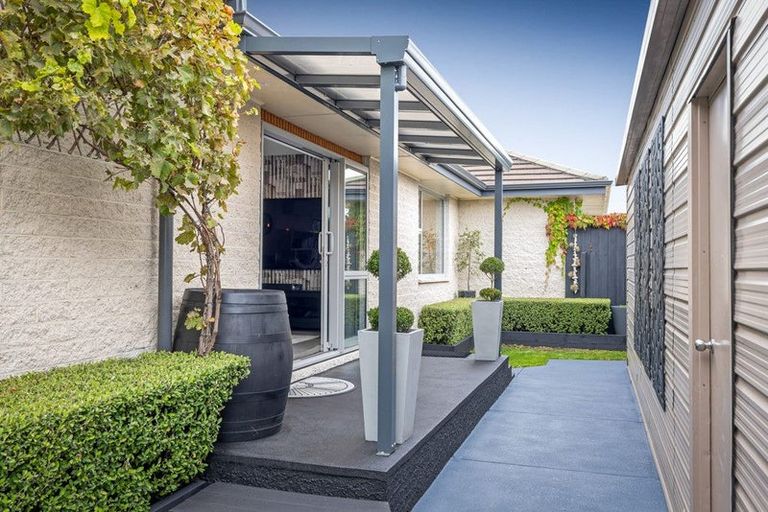 Photo of property in 500c Harewood Road, Harewood, Christchurch, 8051