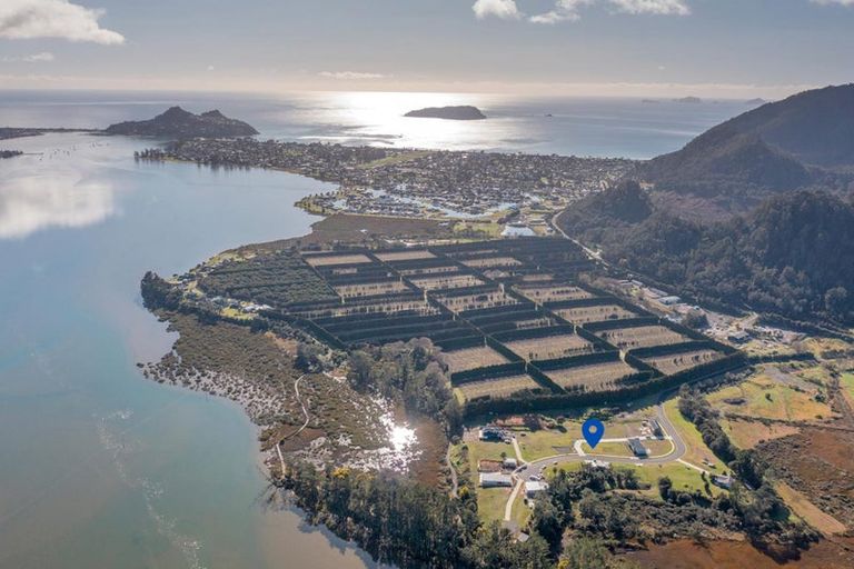 Photo of property in 11 Pinnacles Lane, Pauanui, 3579