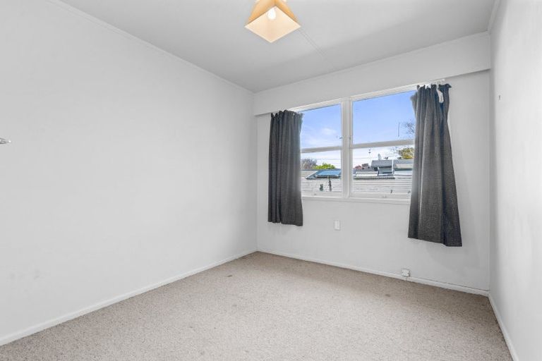 Photo of property in 10 Mahupuku Street, Greytown, 5712